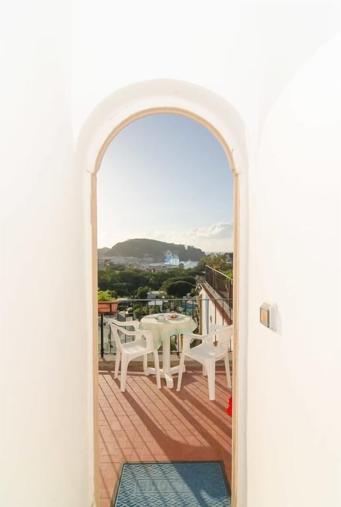 Villa Raffaela B&B