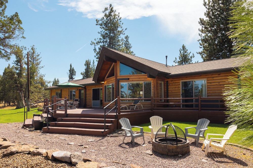 High-end Cabin 3BR 30min to Hoodoo Ski