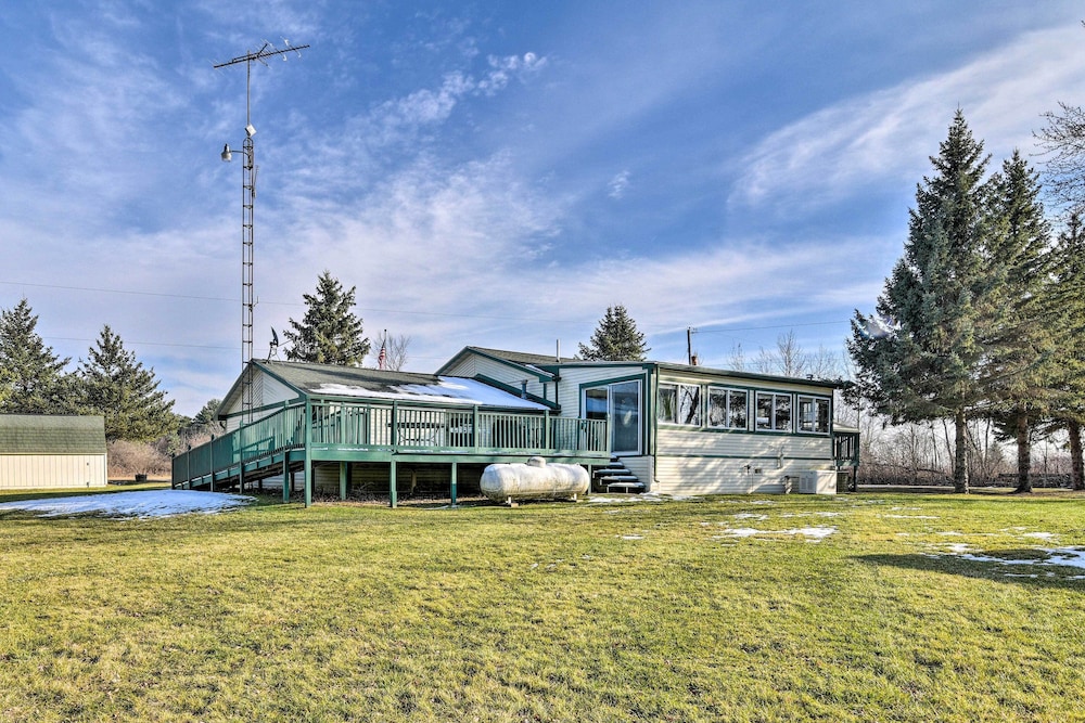Cozy Cass City Retreat w/ Spacious Deck! - Property Image 28