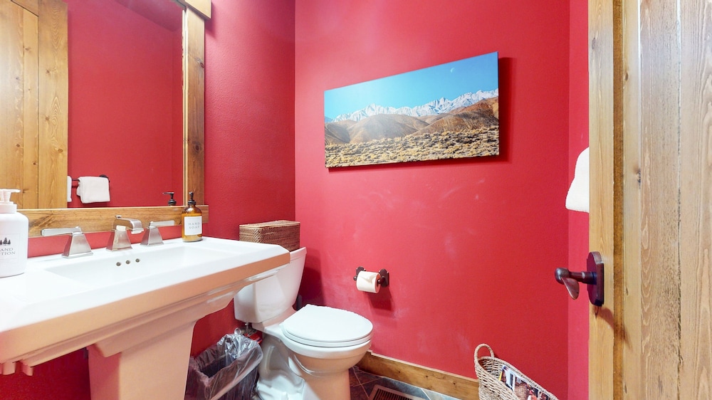 Snowcreek Vi The Lodges #1197 3 Bedroom Condo