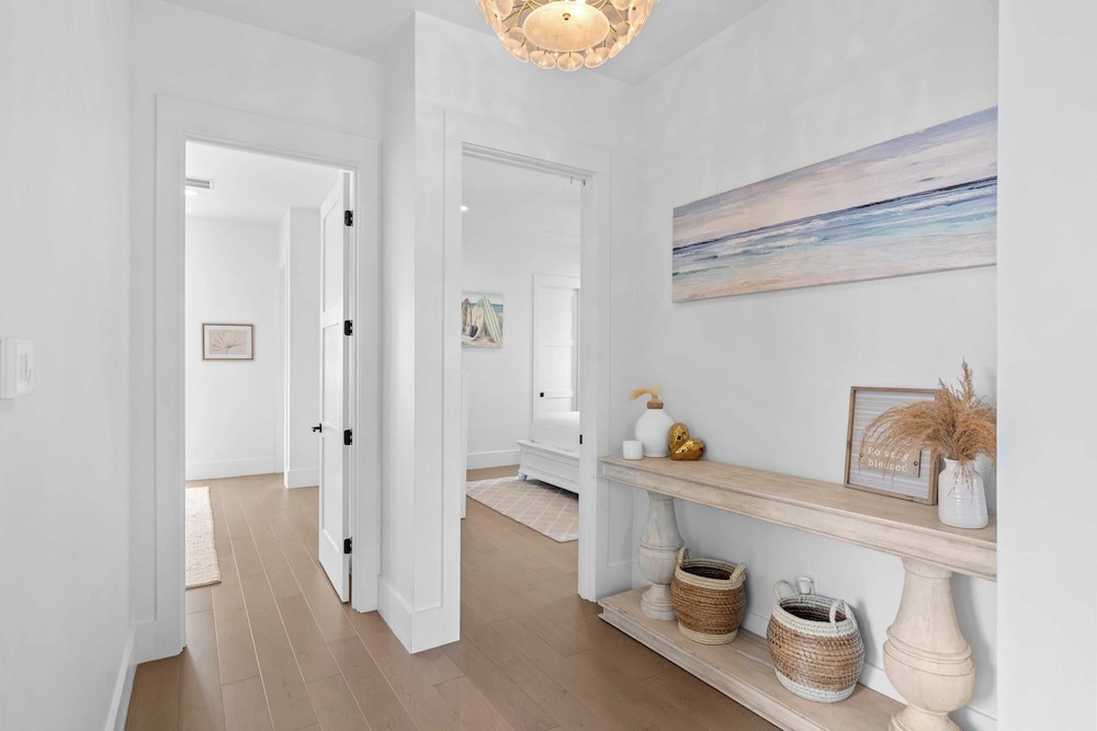 30A Good Vibes by Avantstay Private Pool + Bikes Beach Access