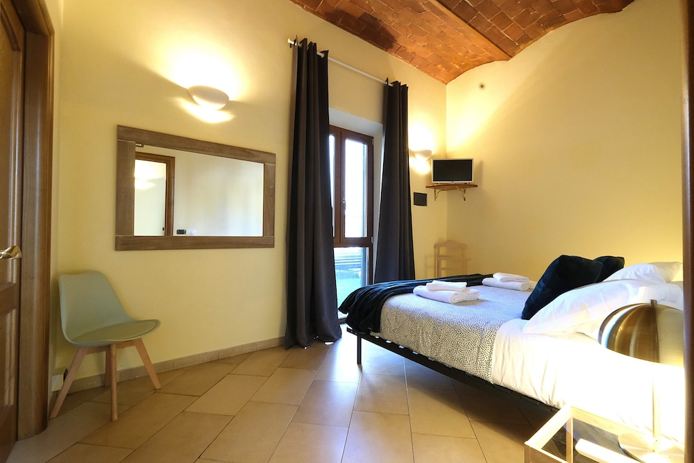 Wine Apartments Florence Barbaresco