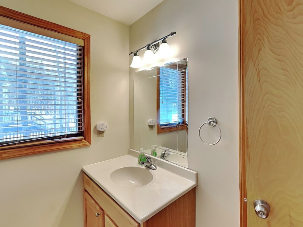 Walnut Cellars by Taylor Made Deep Creek