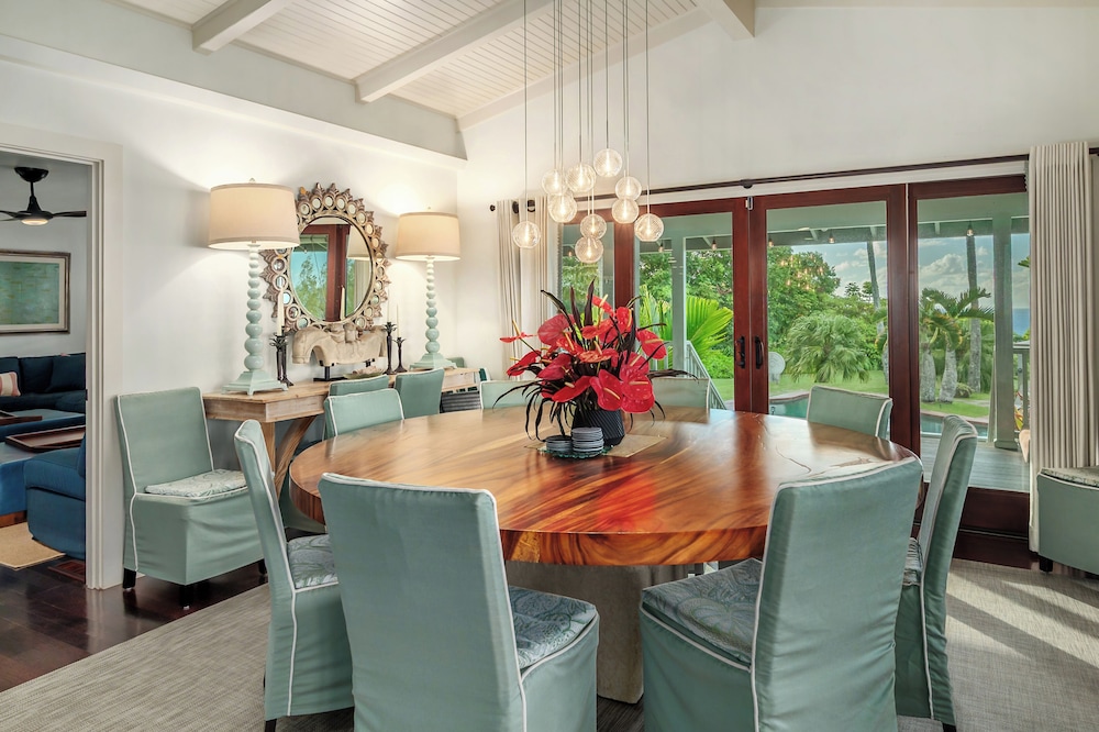 Secret Beach House in Kilauea