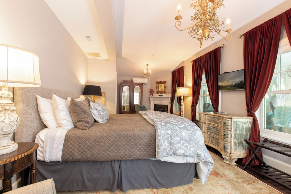 The Black Walnut B & B Inn