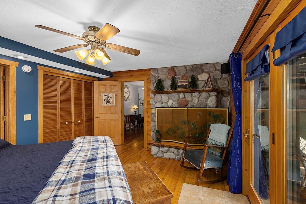 Cabin Retreat on Big Crooked Lake view 3