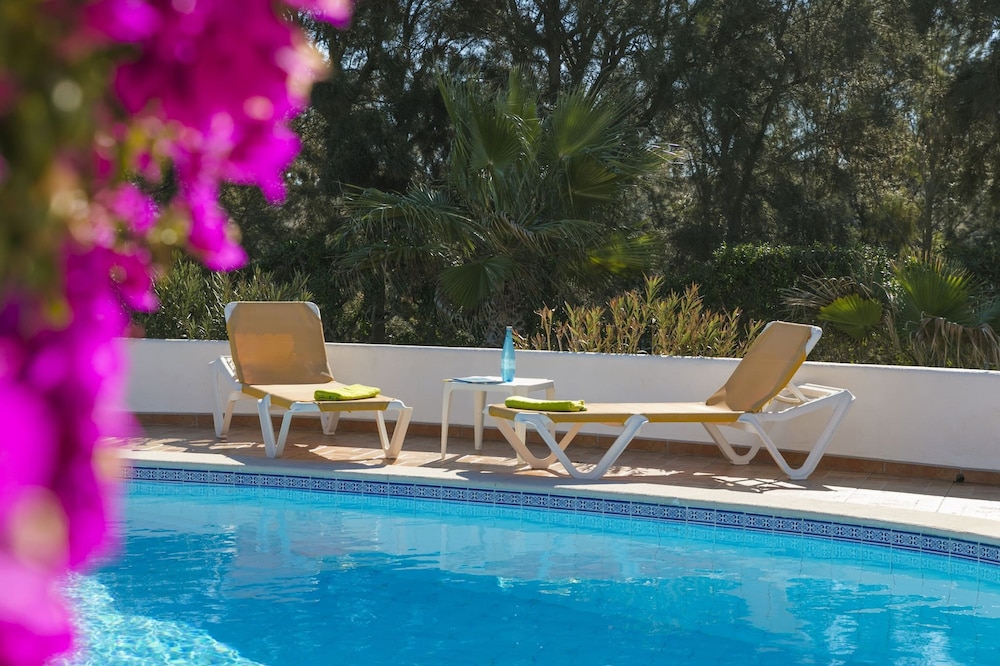 Casa Ryder Casa Ryder Short Walk From Marinha b