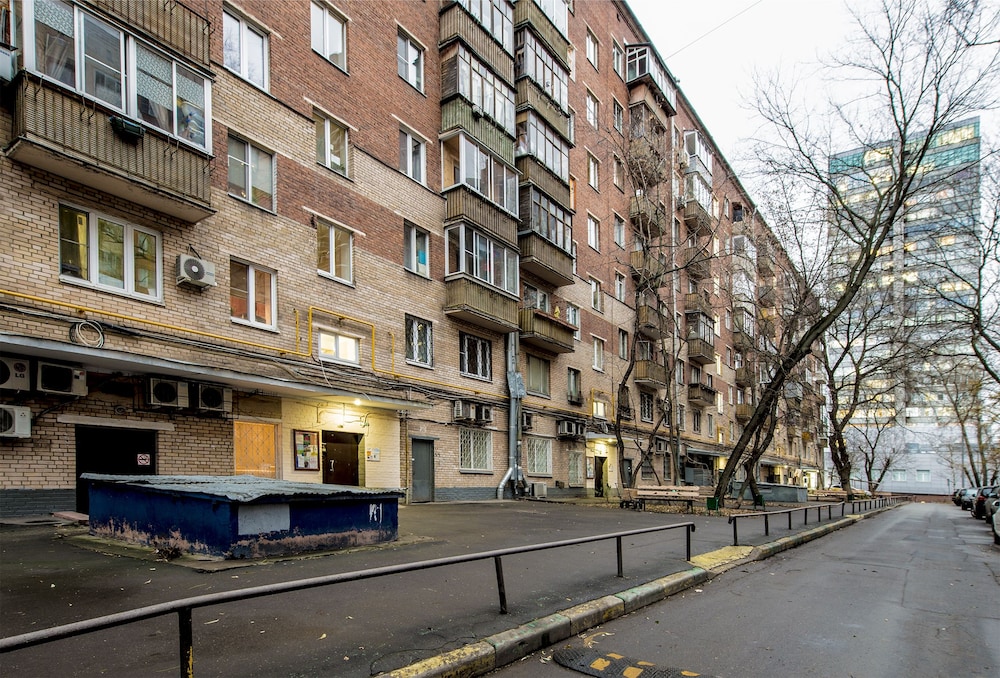 Domumetro na Vernadskogo