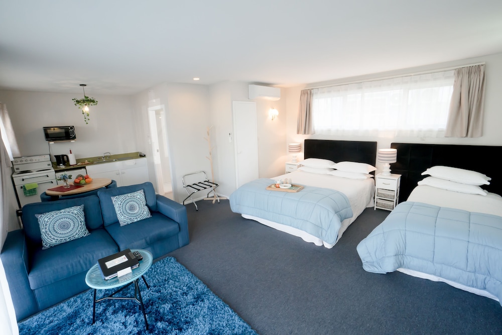 Coachman Motel