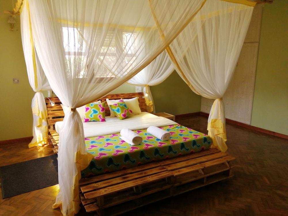 Airport Link Guest House view 3