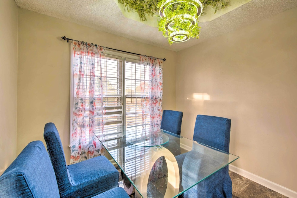 Powder Springs Getaway - Patio & Lake Access! view 2