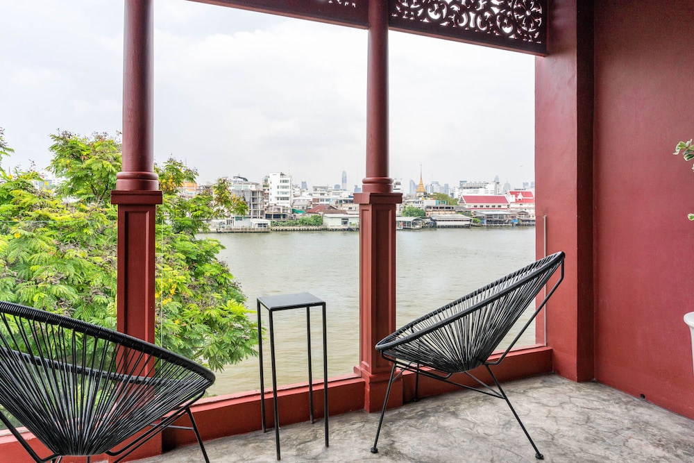 Amdaeng Bangkok Riverside Hotel 66