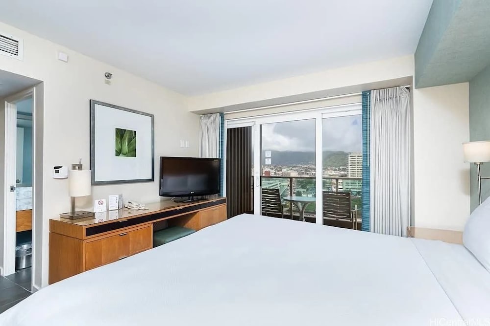ALA MOANA