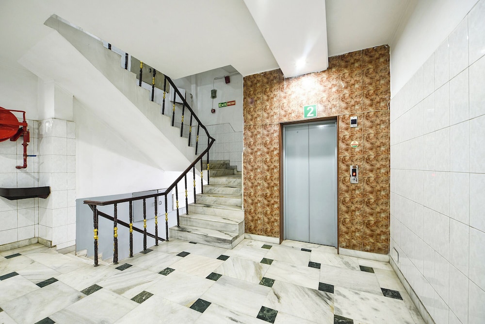 Fabhotel Delhi Darbar
