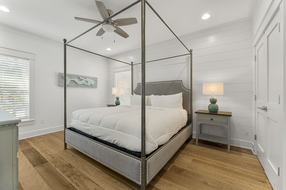 Magnolia Cottages by the Sea by Panhandle Getaways
