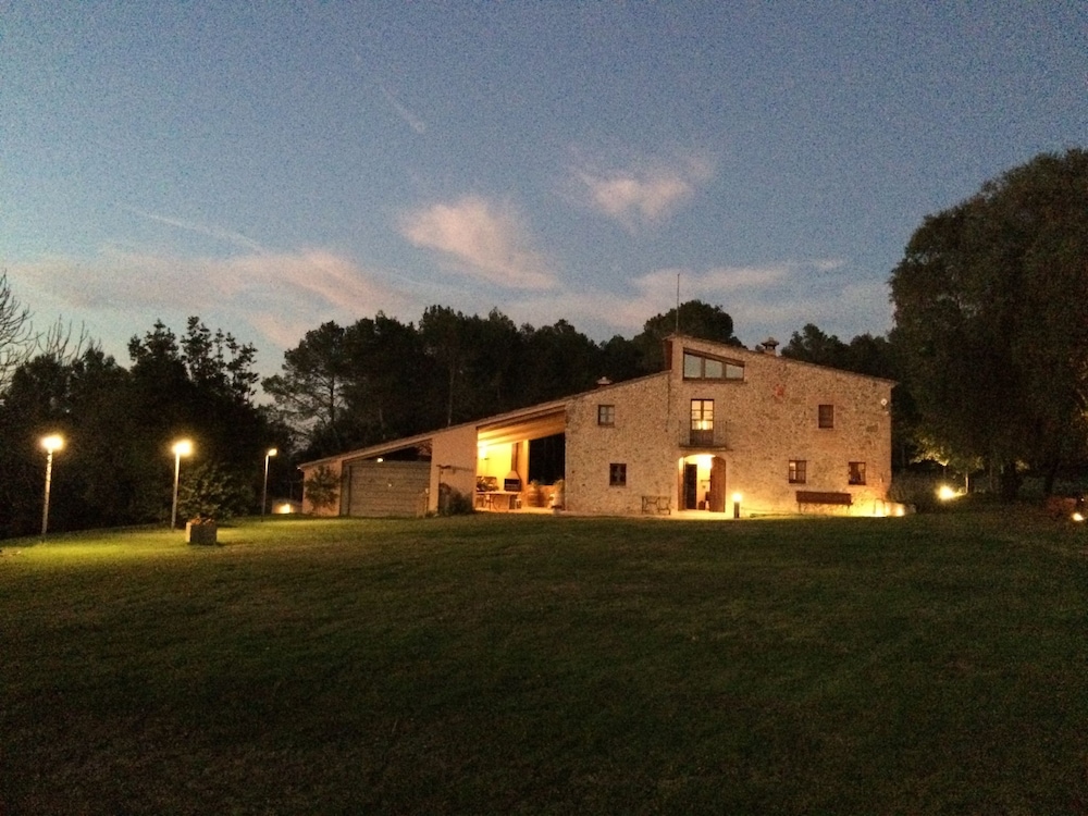 Modern Mansion in Pontós With Private Swimming Pool