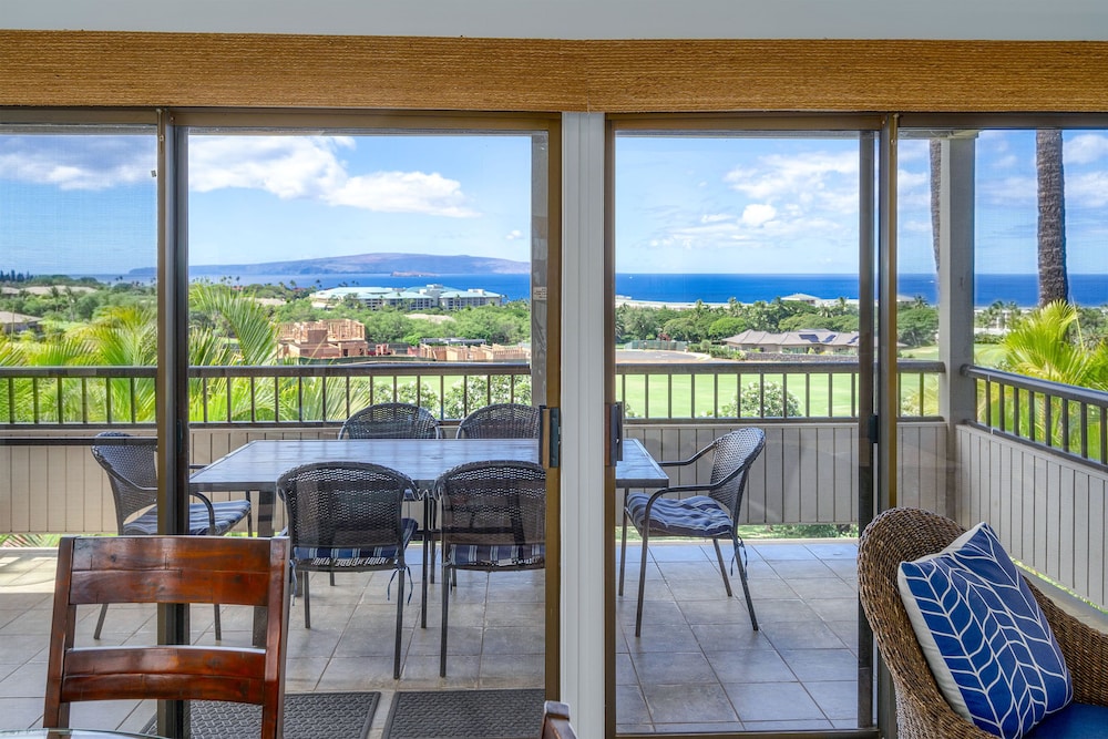 Wailea Ekolu 310 - Molokini to West Maui Ocean View, Modern Renovation, Split AC