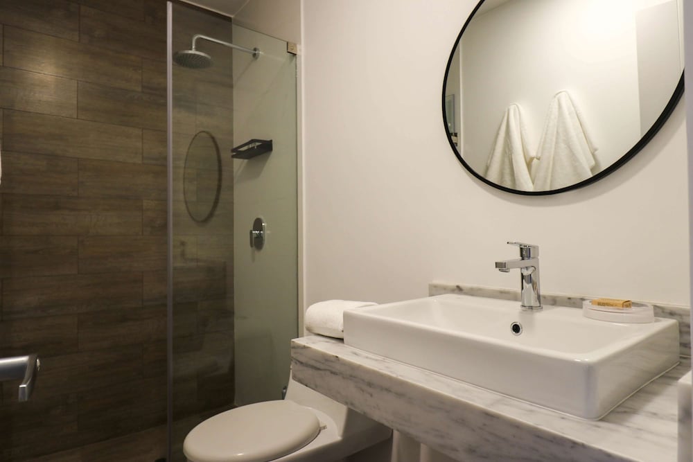 w Exceptional 2BR w Balcony in Barranco