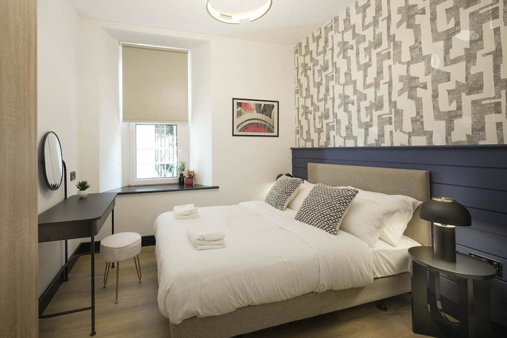 Sixty Aparthotel 2bed, Central Cardiff + Parking