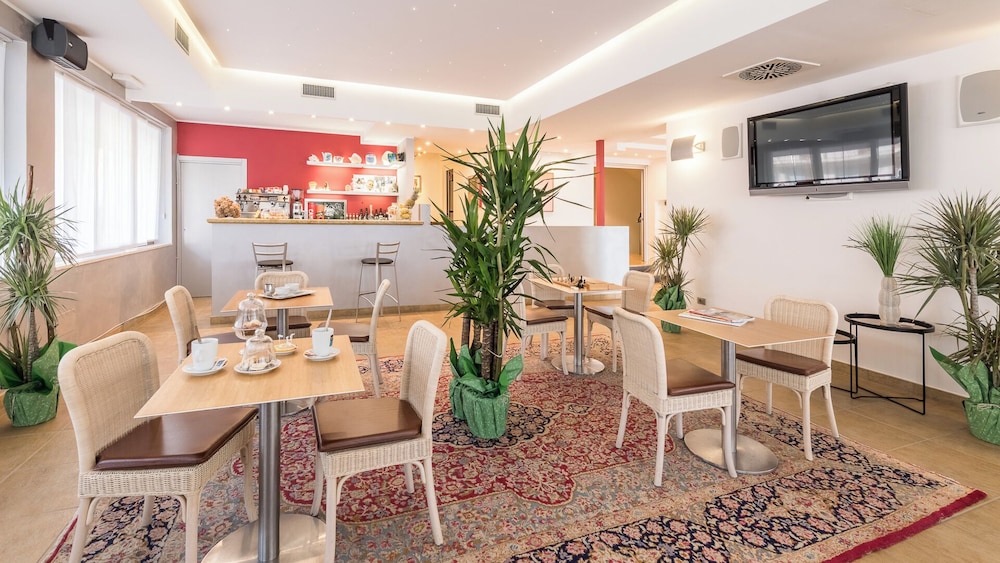 Katja Hotel