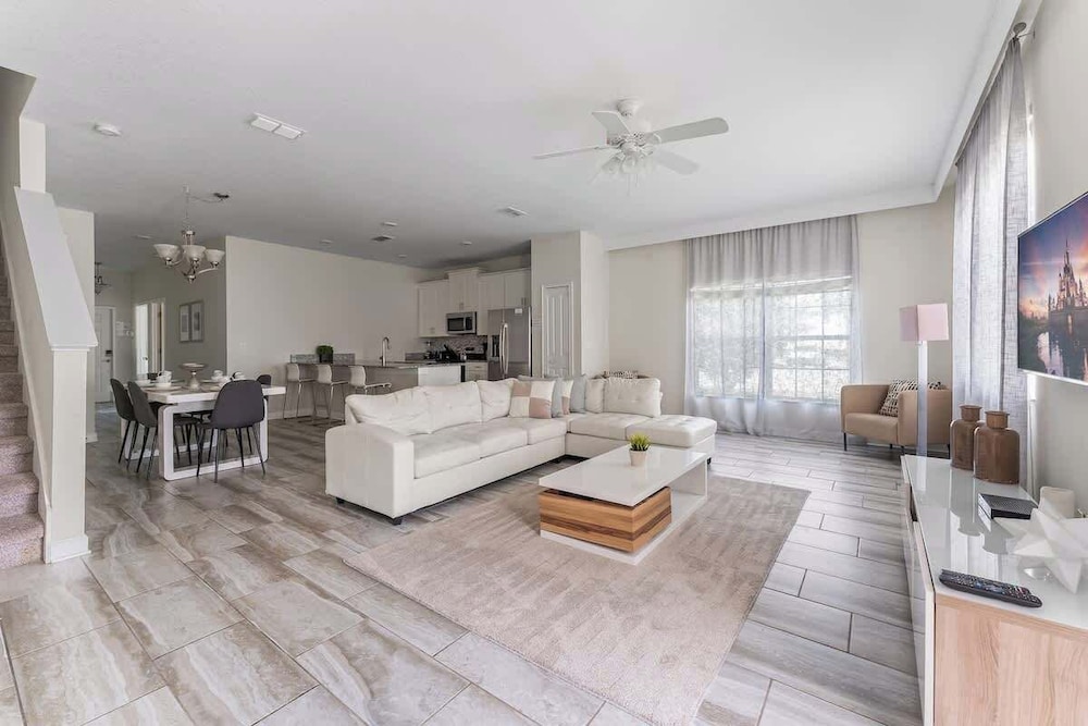 Private Pool Plus 5BR Themed Bedrooms