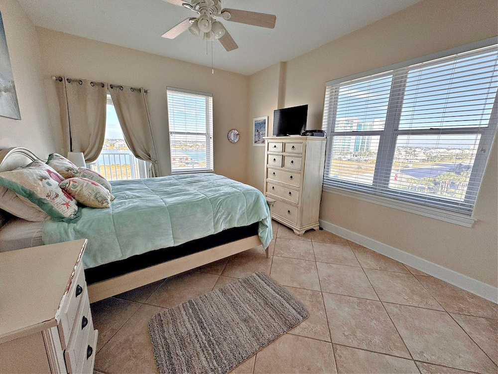 Regency Isle 501