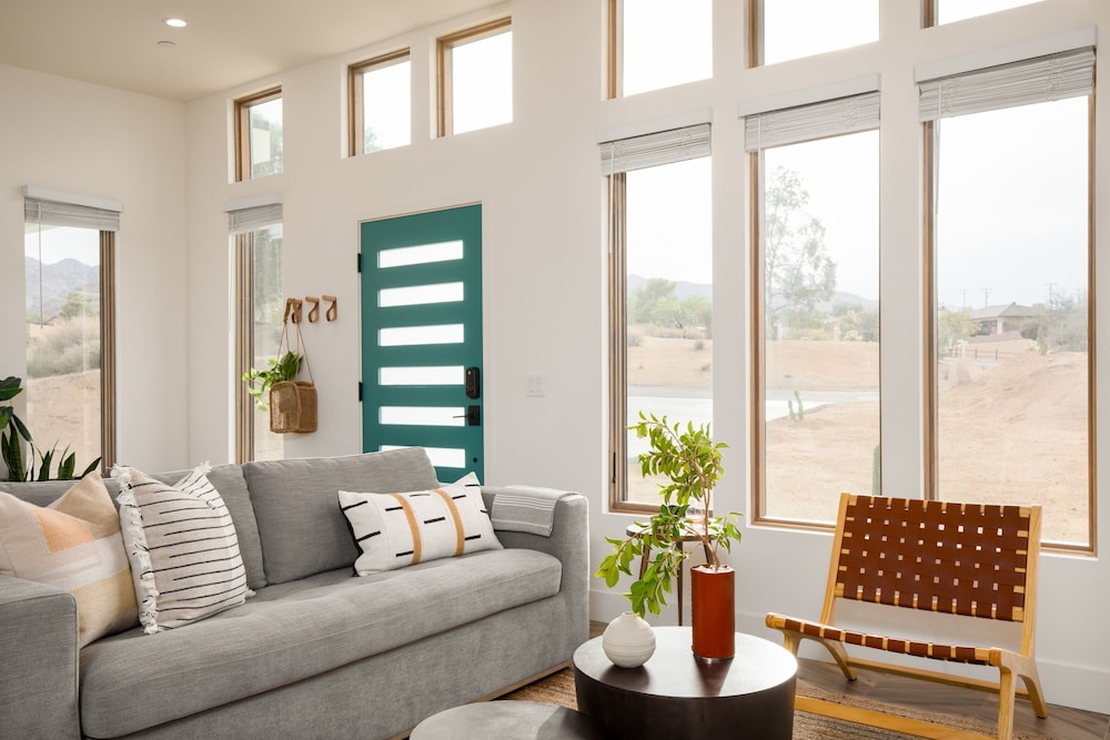 Chicory by Avantstay Modern Desert Retreat w Hot Tub