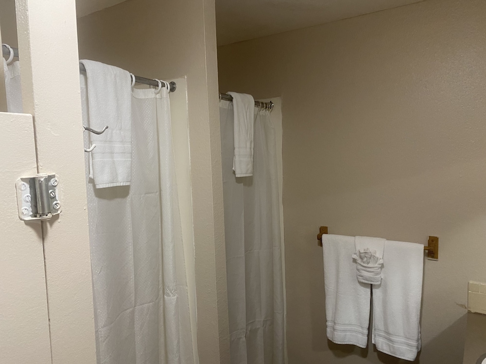 Photo 32
