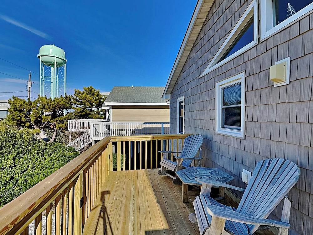 Bungalow by the Sea by Topsail Realty