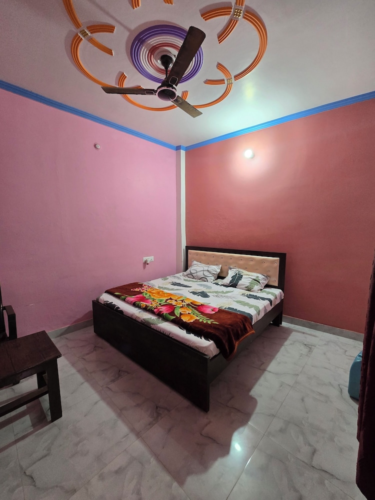 Avadh Dham Guest House