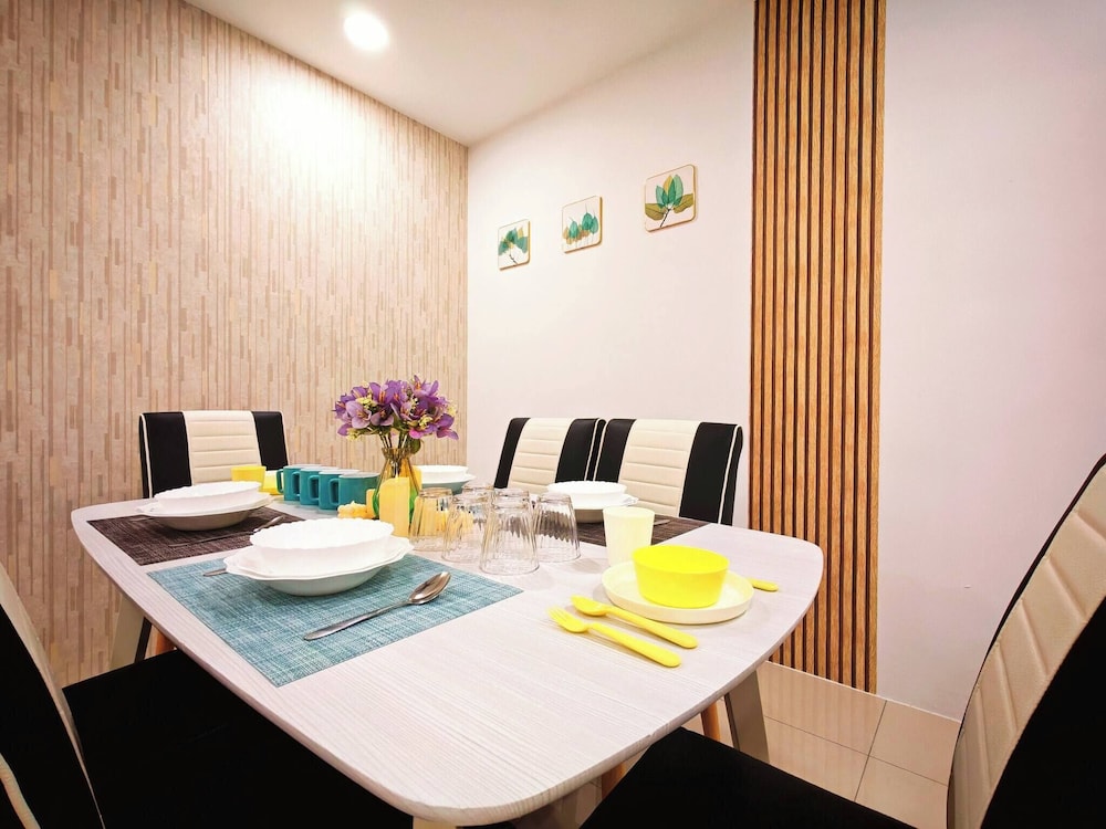 Ipoh Manhattan Free Waterpark 3BR 8pax Family Suite Mha308 by City Home Empire