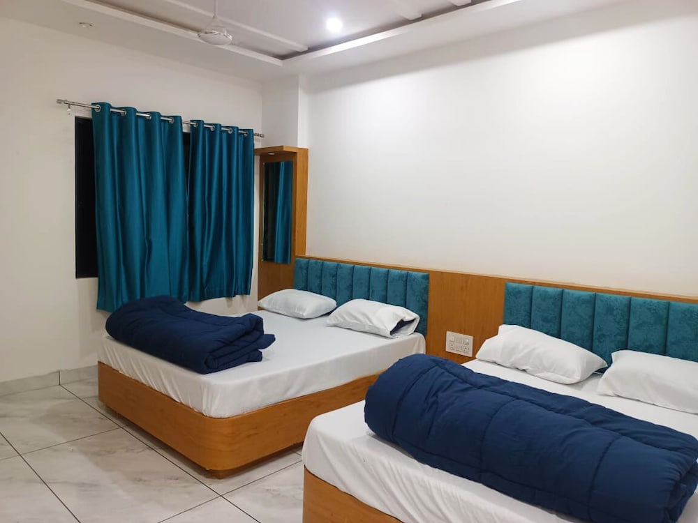 Hotel Raj Inn