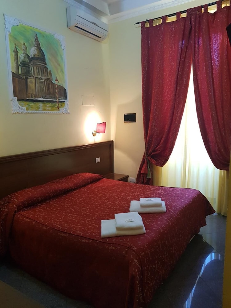 Rudy Center en Rome
