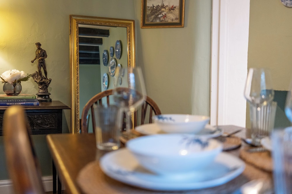Beautiful 2BD Cottage in the Cotswolds