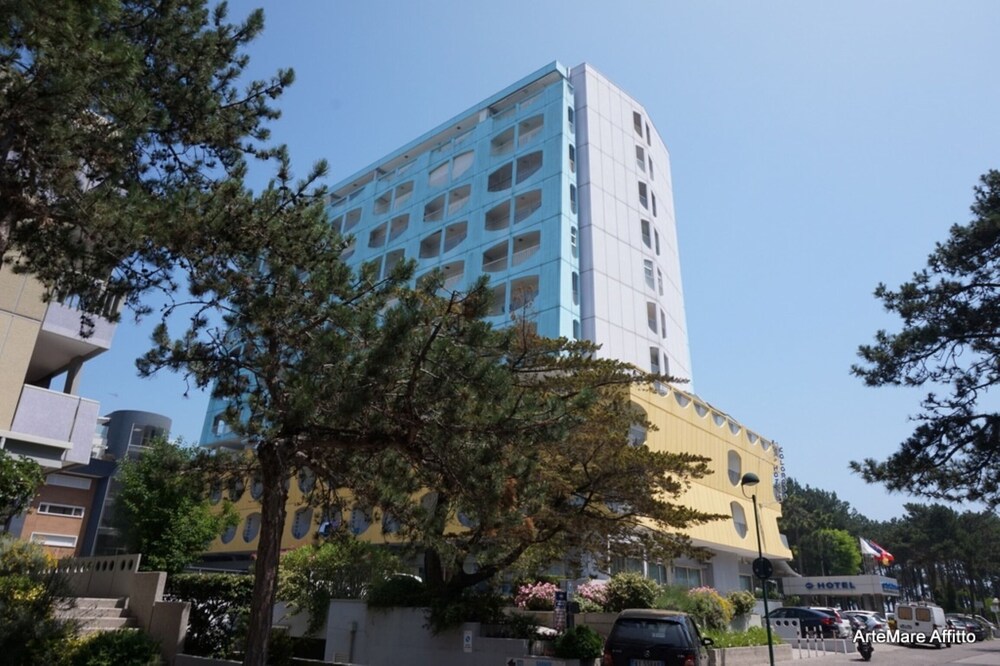 Modern Flat on 10th Floor With sea View - Beahost view 5