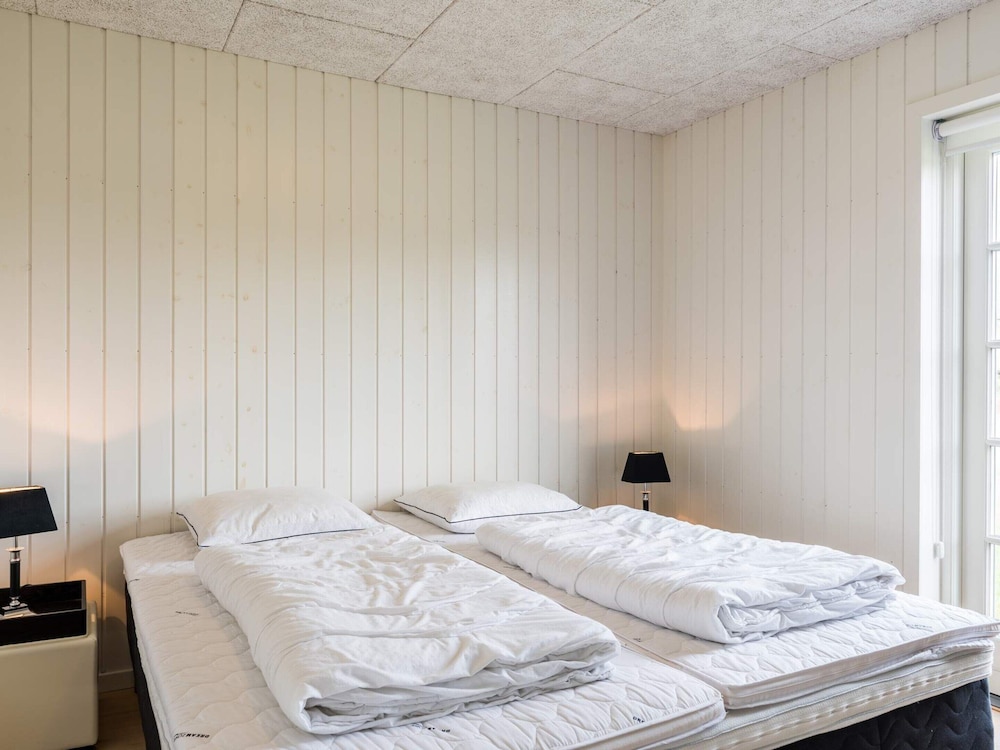 8 Person Holiday Home in Blavand view 5