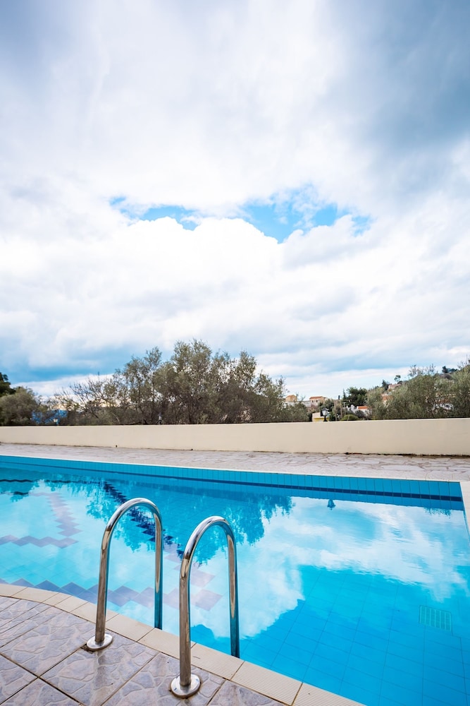 Halases Panorama Villa pvt Pool