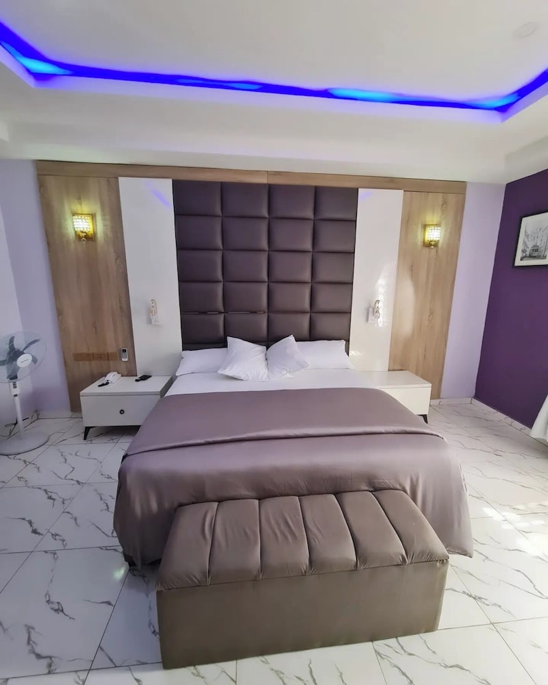 Uphoria Apartments