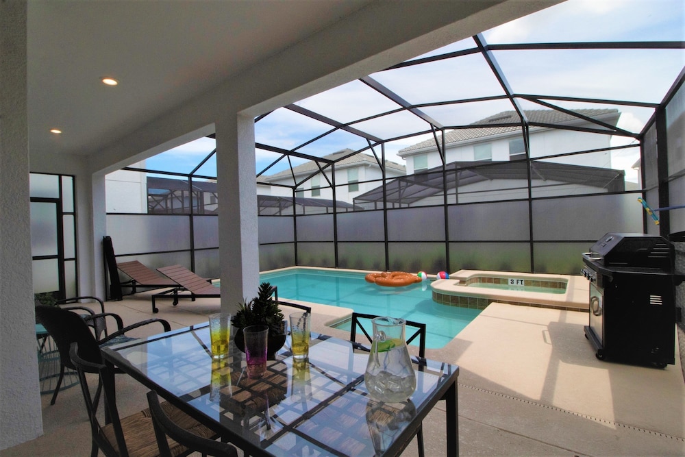 Storey Lake 4764 - Image 2