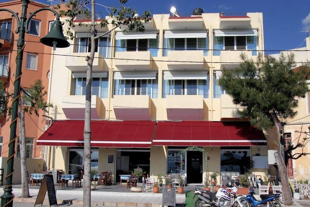 Maravellia Art Hotel - Property Image 11