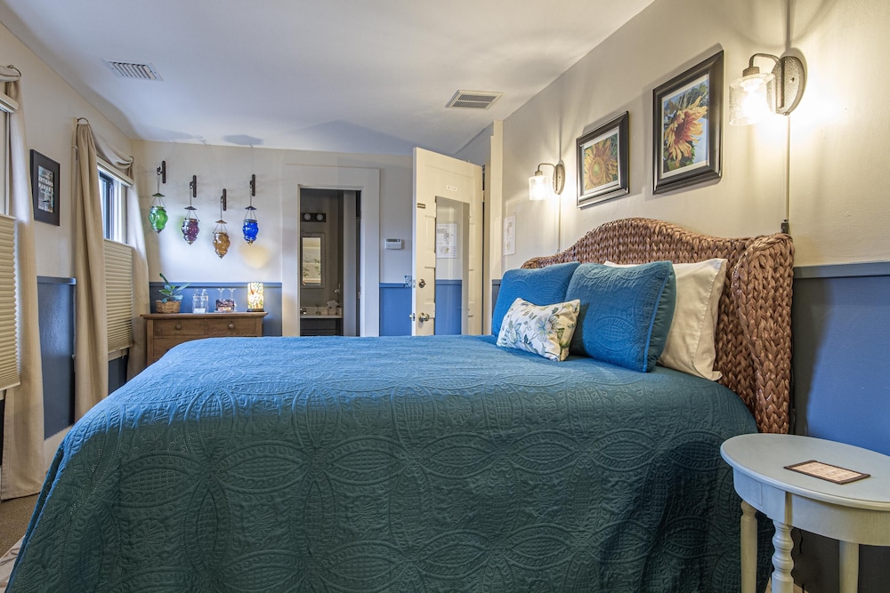 Ashland Vacations - Oak Hill Bed Breakfast - Property Image 14