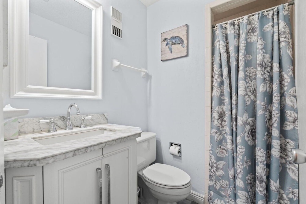 Blessed By The Sea Crescent Beach Activities 2 Bedroom Home