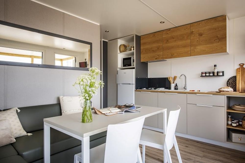 Chalet by Hegermeer With Harbor Access