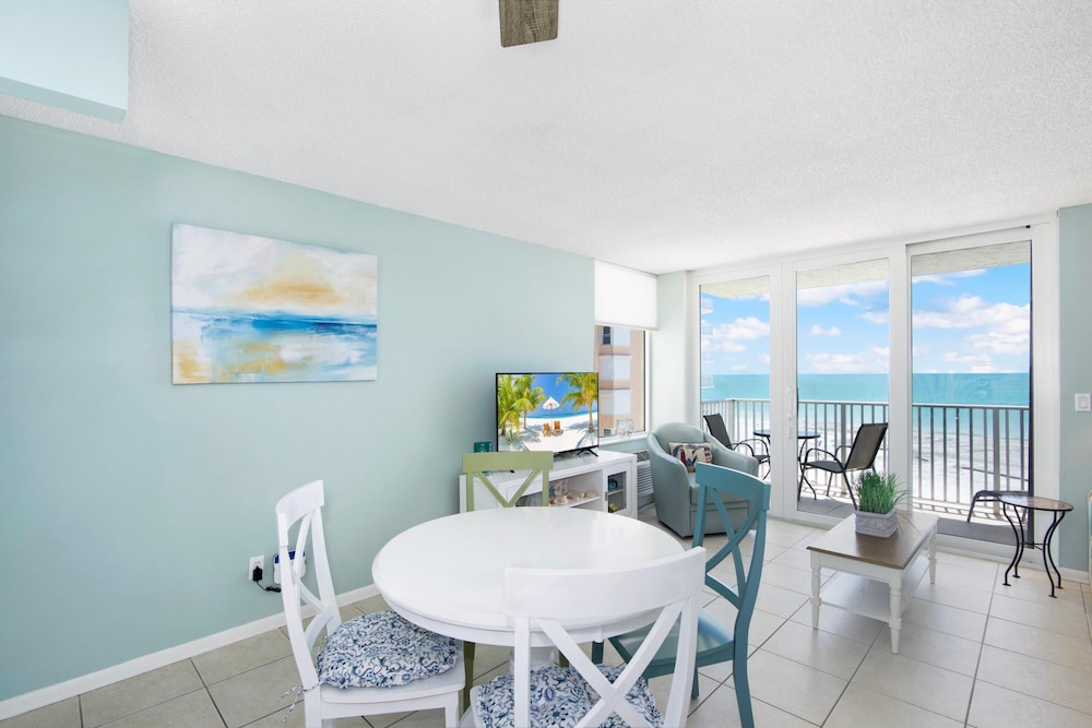 Estero Beach & Tennis 604 C