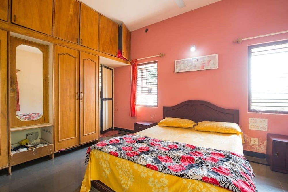 Hanchina Mane Home Stay