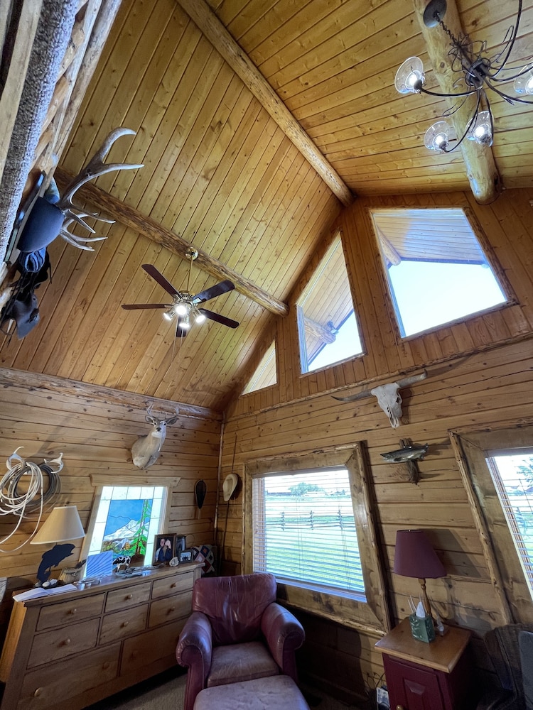 Sportsman Motel