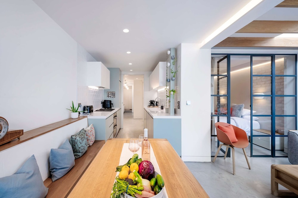 The Portobello Star - by Out of Office Lifestyle