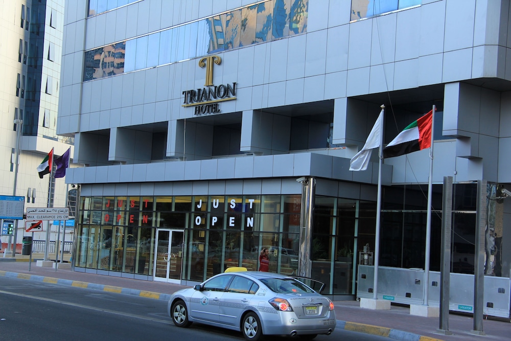 Trianon Hotel