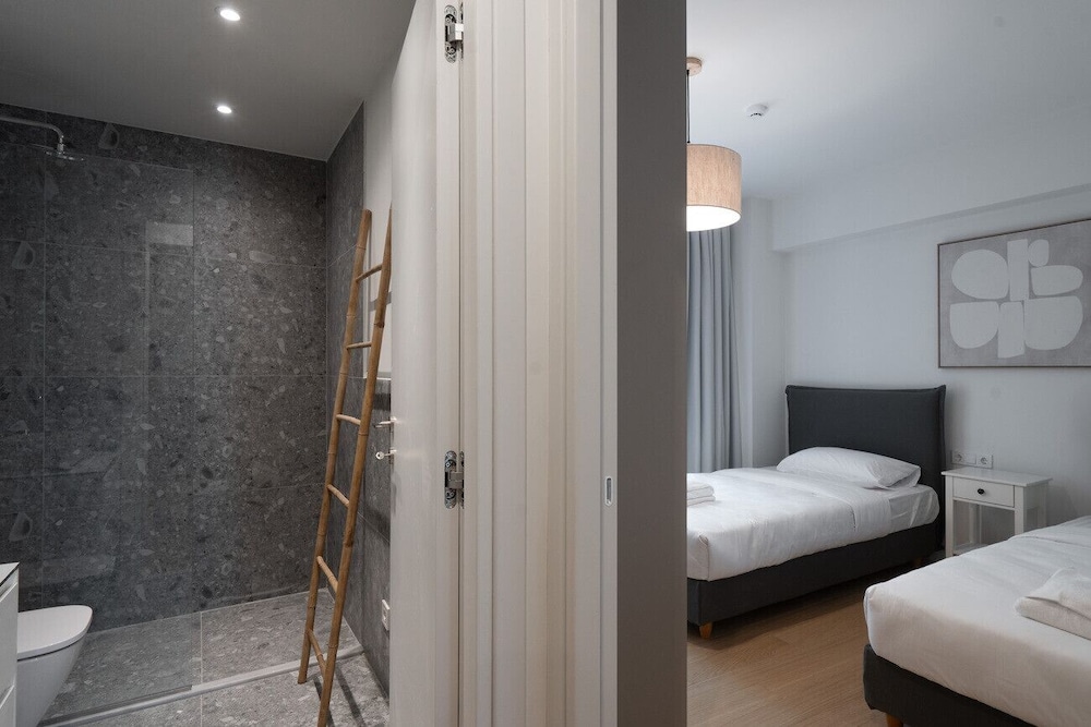 LIV Athinum 1 - Luxury Apartment 1C