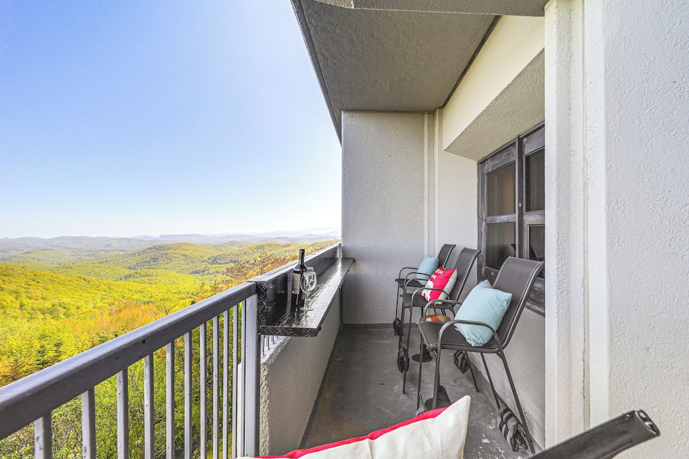 Sugartop Resort Condo: Grandfather Mountain Views!